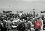 Standbild japanischen Mitsubishi G4M Bomber nehmen ab und fliegen auf einer Mission Pacific Theater, 1944, aus Sekunde 10 historischem Filmmaterial Videoclip 65675027685