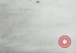 Standbild japanischen Mitsubishi G4M Bomber nehmen ab und fliegen auf einer Mission Pacific Theater, 1944, aus Sekunde 54 historischem Filmmaterial Videoclip 65675027685