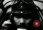 Standbild japanischen Torpedo Bomber Angriff US-Kriegsschiffe Pacific Theater, 1944, aus Sekunde 45 historischem Filmmaterial Videoclip 65675027686
