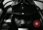 Standbild japanischen Torpedo Bomber Angriff US-Kriegsschiffe Pacific Theater, 1944, aus Sekunde 47 historischem Filmmaterial Videoclip 65675027686
