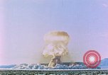 Standbild Atomic Test erfüllt Nye County Nevada USA, 1957, aus Sekunde 25 historischem Filmmaterial Videoclip 65675027691