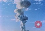 Standbild Atomic Test erfüllt Nye County Nevada USA, 1957, aus Sekunde 36 historischem Filmmaterial Videoclip 65675027691