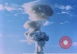 Standbild Atomic Test erfüllt Nye County Nevada USA, 1957, aus Sekunde 42 historischem Filmmaterial Videoclip 65675027691
