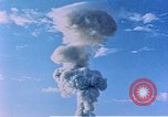 Standbild Atomic Test erfüllt Nye County Nevada USA, 1957, aus Sekunde 43 historischem Filmmaterial Videoclip 65675027691