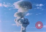Standbild Atomic Test erfüllt Nye County Nevada USA, 1957, aus Sekunde 48 historischem Filmmaterial Videoclip 65675027691