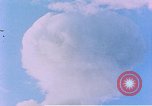 Standbild Atomic Test erfüllt Nye County Nevada USA, 1957, aus Sekunde 51 historischem Filmmaterial Videoclip 65675027691