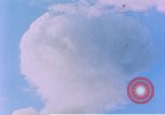 Standbild Atomic Test erfüllt Nye County Nevada USA, 1957, aus Sekunde 53 historischem Filmmaterial Videoclip 65675027691