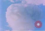 Standbild Atomic Test erfüllt Nye County Nevada USA, 1957, aus Sekunde 58 historischem Filmmaterial Videoclip 65675027691