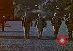 Standbild American Officers Tokio Japan, 1945, aus Sekunde 19 historischem Filmmaterial Videoclip 65675027711