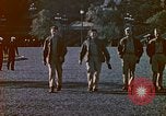 Standbild American Officers Tokio Japan, 1945, aus Sekunde 20 historischem Filmmaterial Videoclip 65675027711