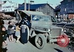 Standbild japanische Kinder nach Zweiten Weltkrieg Tokio Japan, 1945, aus Sekunde 5 historischem Filmmaterial Videoclip 65675027715