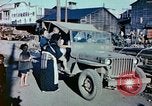 Standbild japanische Kinder nach Zweiten Weltkrieg Tokio Japan, 1945, aus Sekunde 8 historischem Filmmaterial Videoclip 65675027715