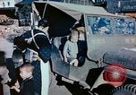 Standbild japanische Kinder nach Zweiten Weltkrieg Tokio Japan, 1945, aus Sekunde 14 historischem Filmmaterial Videoclip 65675027715