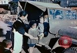 Standbild japanische Kinder nach Zweiten Weltkrieg Tokio Japan, 1945, aus Sekunde 18 historischem Filmmaterial Videoclip 65675027715