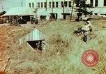 Immagine di Giapponese Air Raid Shelter Tokyo Giappone, 1945, secondo 26 filmato di repertorio 65675027724
