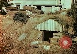 Immagine di Giapponese Air Raid Shelter Tokyo Giappone, 1945, secondo 38 filmato di repertorio 65675027724