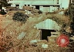 Immagine di Giapponese Air Raid Shelter Tokyo Giappone, 1945, secondo 39 filmato di repertorio 65675027724