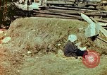 Immagine di Giapponese Air Raid Shelter Tokyo Giappone, 1945, secondo 41 filmato di repertorio 65675027724
