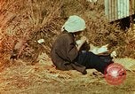 Immagine di Giapponese Air Raid Shelter Tokyo Giappone, 1945, secondo 53 filmato di repertorio 65675027724