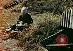 Immagine di Giapponese Air Raid Shelter Tokyo Giappone, 1945, secondo 58 filmato di repertorio 65675027724