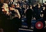 Immagine di Civili giapponesi Tokyo Giappone, 1945, secondo 36 filmato di repertorio 65675027725