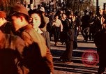Immagine di Civili giapponesi Tokyo Giappone, 1945, secondo 41 filmato di repertorio 65675027725