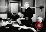 Immagine di Pistola Navy equipaggi New York United States USA, 1943, secondo 34 filmato di repertorio 65675027729
