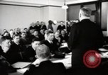Immagine di Pistola Navy equipaggi New York United States USA, 1943, secondo 41 filmato di repertorio 65675027729