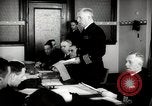 Immagine di Pistola Navy equipaggi New York United States USA, 1943, secondo 46 filmato di repertorio 65675027729