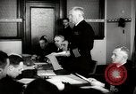 Immagine di Pistola Navy equipaggi New York United States USA, 1943, secondo 49 filmato di repertorio 65675027729