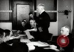 Immagine di Pistola Navy equipaggi New York United States USA, 1943, secondo 52 filmato di repertorio 65675027729