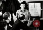 Immagine di Pistola Navy equipaggi New York United States USA, 1943, secondo 61 filmato di repertorio 65675027729