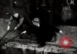 Immagine di I membri dell'equipaggio New York United States USA, 1943, secondo 11 filmato di repertorio 65675027730