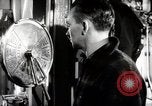 Immagine di I membri dell'equipaggio New York United States USA, 1943, secondo 28 filmato di repertorio 65675027730