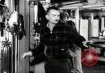 Immagine di I membri dell'equipaggio New York United States USA, 1943, secondo 33 filmato di repertorio 65675027730