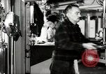 Immagine di I membri dell'equipaggio New York United States USA, 1943, secondo 34 filmato di repertorio 65675027730