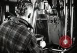 Immagine di I membri dell'equipaggio New York United States USA, 1943, secondo 38 filmato di repertorio 65675027730