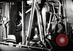 Immagine di I membri dell'equipaggio New York United States USA, 1943, secondo 46 filmato di repertorio 65675027730