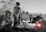 Standbild United States Marine Artillerie feuern Batterie europäische Theater, 1945, aus Sekunde 18 historischem Filmmaterial Videoclip 65675027738