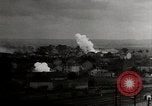 Standbild United States Marine Artillerie feuern Batterie europäische Theater, 1945, aus Sekunde 29 historischem Filmmaterial Videoclip 65675027738