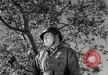 Standbild United States Marine Artillerie feuern Batterie europäische Theater, 1945, aus Sekunde 47 historischem Filmmaterial Videoclip 65675027738