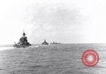 Standbild US-Kriegsschiffe Pacific Theater, 1943, aus Sekunde 1 historischem Filmmaterial Videoclip 65675027741