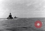 Standbild US-Kriegsschiffe Pacific Theater, 1943, aus Sekunde 14 historischem Filmmaterial Videoclip 65675027741