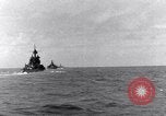 Standbild US-Kriegsschiffe Pacific Theater, 1943, aus Sekunde 15 historischem Filmmaterial Videoclip 65675027741