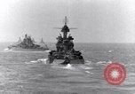 Standbild US-Kriegsschiffe Pacific Theater, 1943, aus Sekunde 24 historischem Filmmaterial Videoclip 65675027741