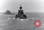 Standbild US-Kriegsschiffe Pacific Theater, 1943, aus Sekunde 26 historischem Filmmaterial Videoclip 65675027741