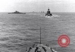Standbild US-Kriegsschiffe Pacific Theater, 1943, aus Sekunde 36 historischem Filmmaterial Videoclip 65675027741