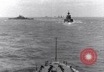 Standbild US-Kriegsschiffe Pacific Theater, 1943, aus Sekunde 40 historischem Filmmaterial Videoclip 65675027741