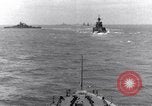 Standbild US-Kriegsschiffe Pacific Theater, 1943, aus Sekunde 45 historischem Filmmaterial Videoclip 65675027741