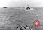 Standbild US-Kriegsschiffe Pacific Theater, 1943, aus Sekunde 47 historischem Filmmaterial Videoclip 65675027741